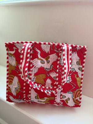Quilted tote bag with zip